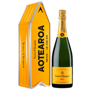 Veuve Clicquot Champagne Aotearoa Arrow Gift Tin (750ml)
